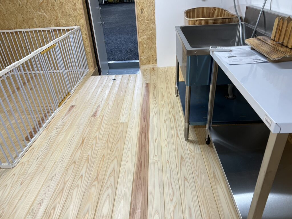 洗い場を設けたペット用のお部屋