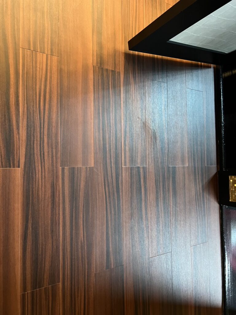 木目調フロアの仕上がり